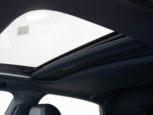 Certified 2024 Honda Civic Sport Touring image 4