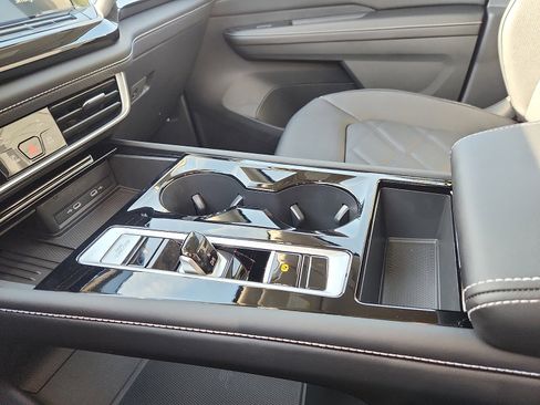 New 2026 Volkswagen Atlas SE image 20