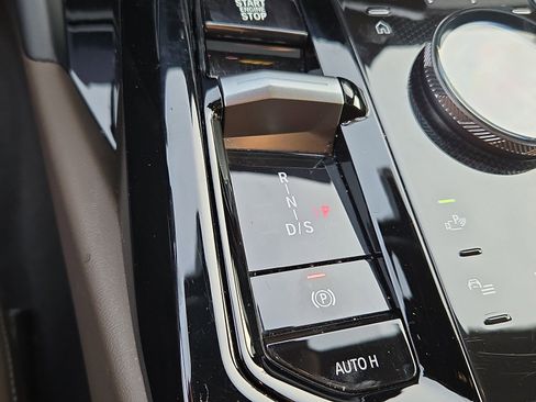 Certified 2025 BMW 540i xDrive image 16