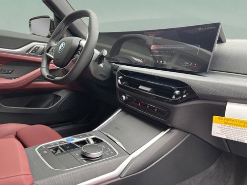 Used 2026 BMW i4 eDrive40 image 24