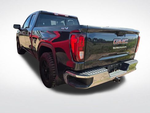 Used 2024 GMC Sierra 1500 SLE w/ Preferred Package AWD/4WD image 7