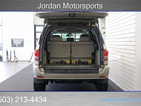 Used 2006 Toyota Sequoia Limited image 13