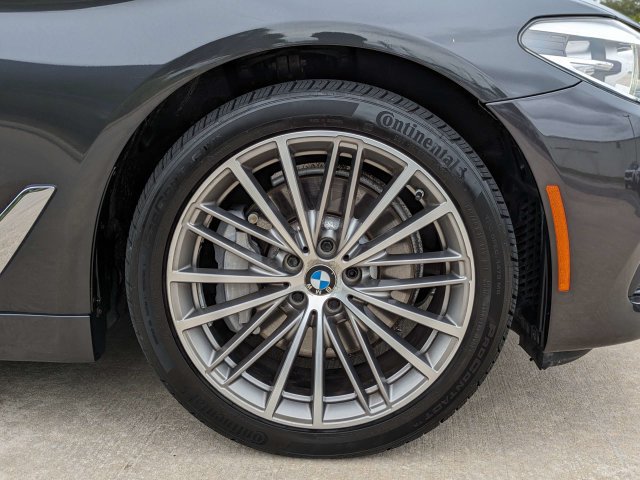 Used 2019 BMW 530i xDrive w/ Convenience Package AWD/4WD image 11