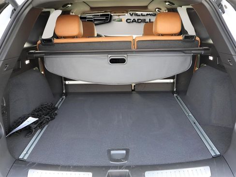 New 2025 Cadillac XT5 Premium Luxury image 17