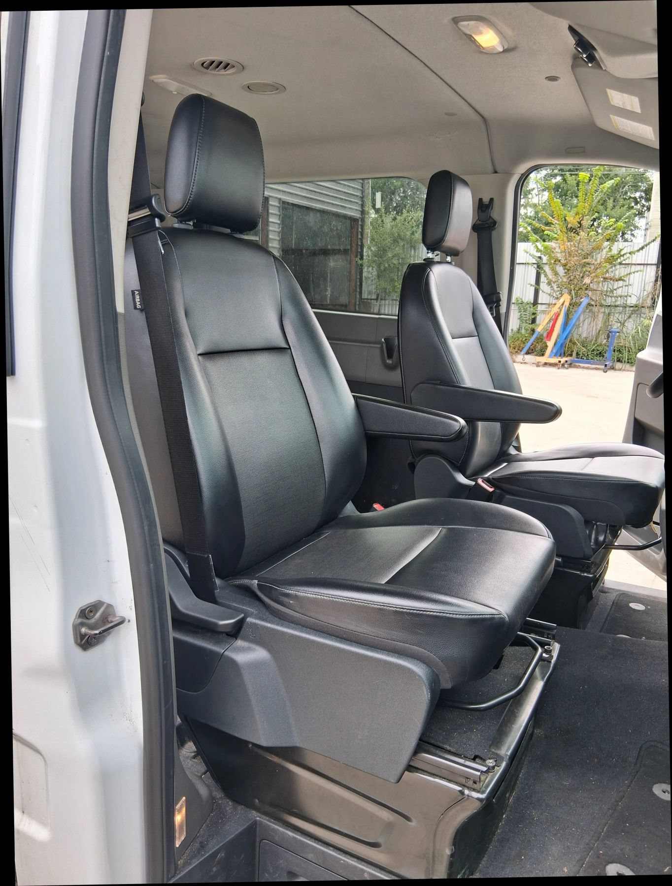 Used 2020 Ford Transit 150 XL RWD image 29