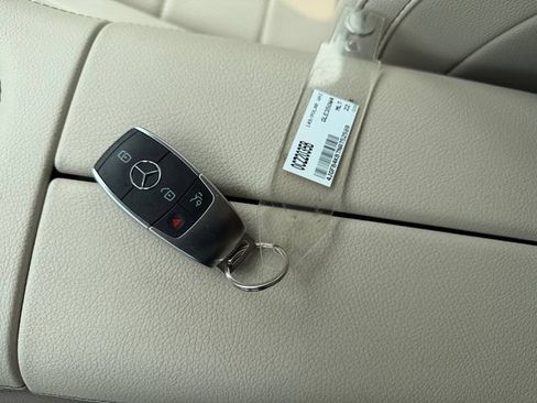 Certified 2022 Mercedes-Benz GLE 350 4MATIC image 32