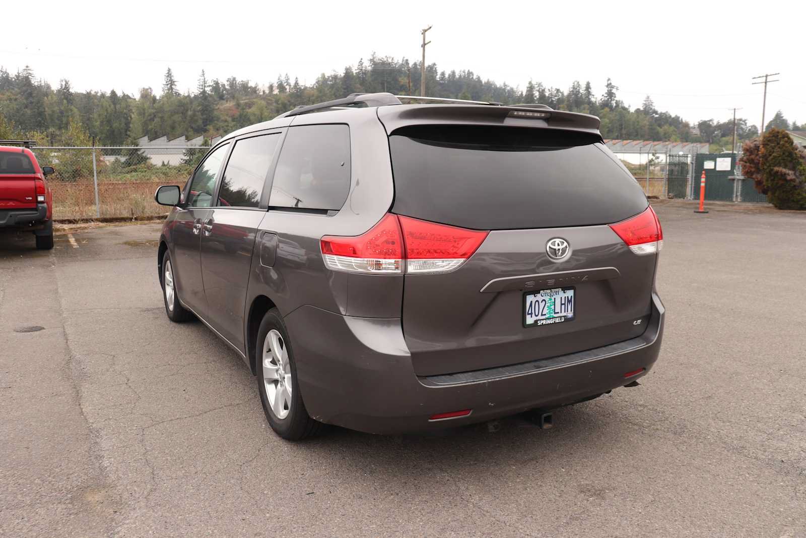 Used 2014 Toyota Sienna LE FWD image 7
