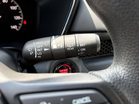 Used 2025 Honda CR-V EX image 34