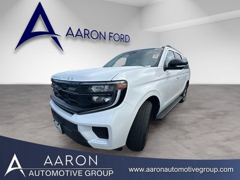 Used 2025 Ford Expedition Max Active AWD/4WD image 1