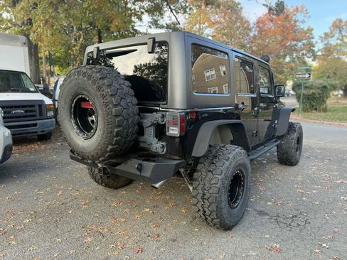 Used 2015 Jeep Wrangler Unlimited Sahara w/ Max Tow Package image 4