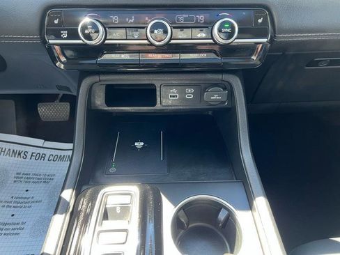 Used 2024 Honda Pilot Touring image 20