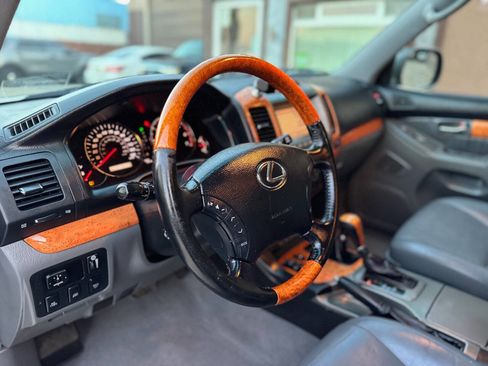 Used 2004 Lexus GX 470 Base 4WD 4dr SUV image 15