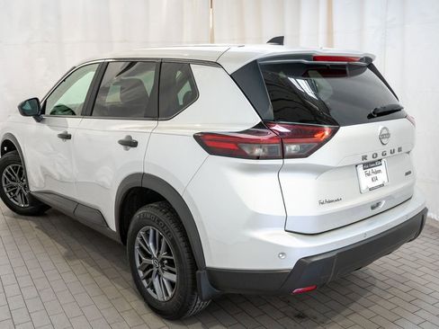 Certified 2025 Nissan Rogue S image 4