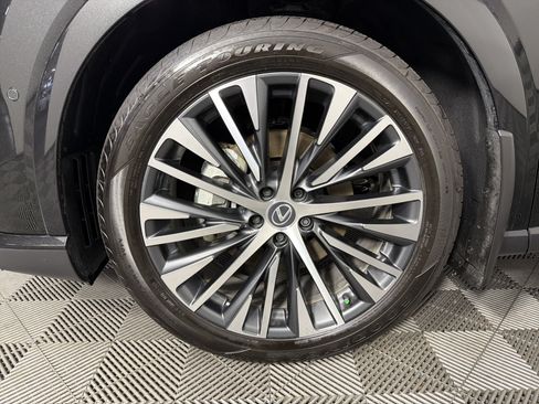 Certified 2025 Lexus RX 350 w/ Convenience Package AWD/4WD image 10