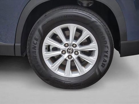 Used 2025 Toyota Grand Highlander AWD Hybrid image 23