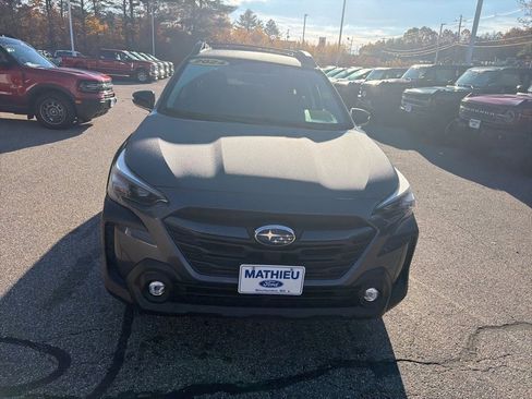 Used 2024 Subaru Outback Premium w/ Popular Package #1A image 8