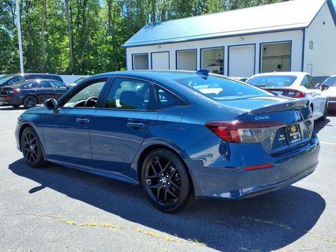 Certified 2025 Honda Civic Sport image 8