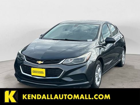 Used 2017 Chevrolet Cruze LT w/ Convenience Package image 1