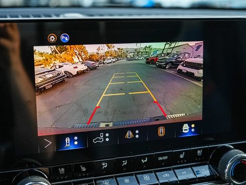 New 2026 Chevrolet Colorado Z71 w/ Technology Package AWD/4WD image 23
