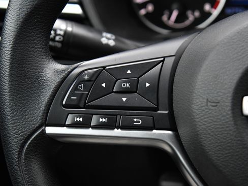 Used 2023 Nissan Altima 2.5 SV image 29