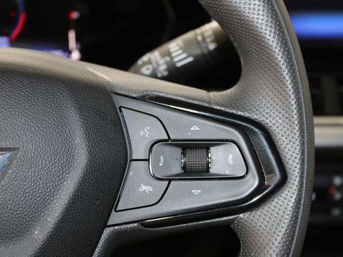 Used 2025 Chevrolet Trax LT image 29