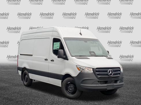 New 2025 Mercedes-Benz Sprinter 2500 image 2