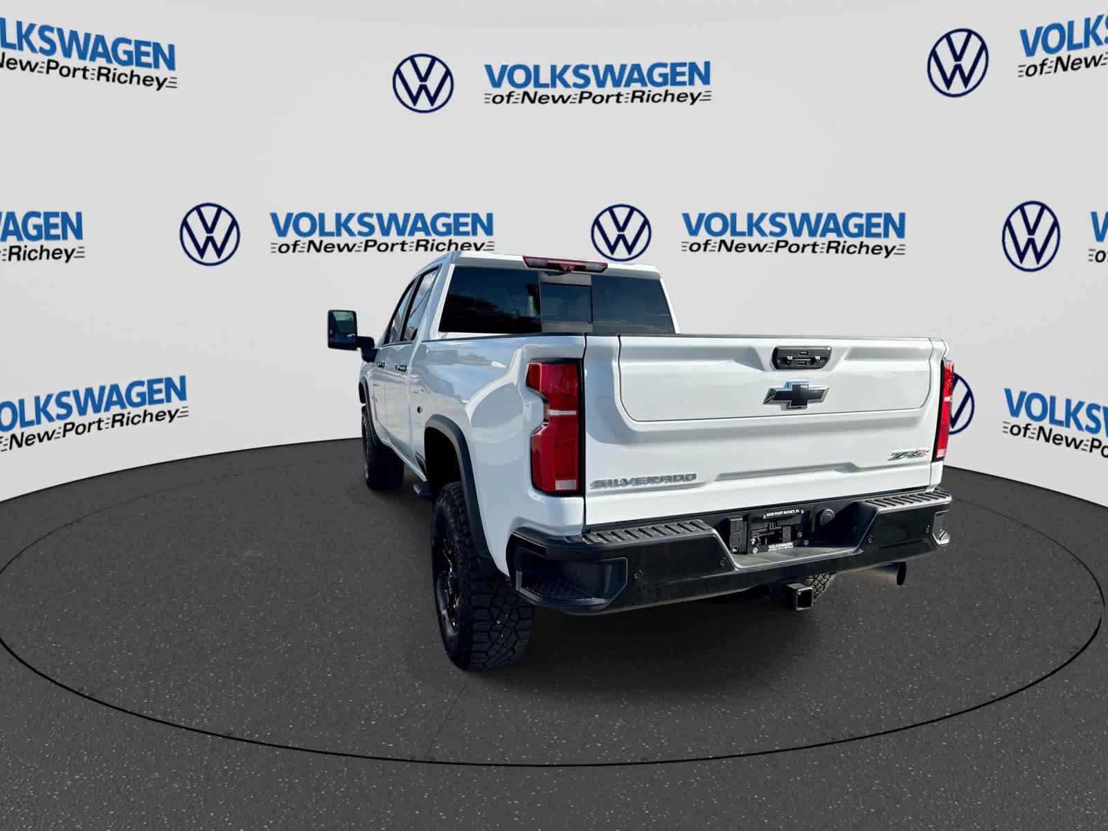 Used 2026 Chevrolet Silverado 2500 ZR2 AWD/4WD image 12