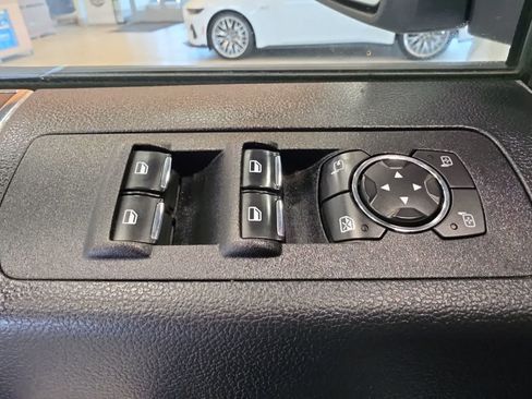Used 2019 Ford F150 Lariat AWD/4WD image 19