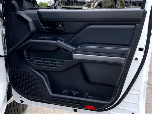 Used 2026 Toyota Tacoma SR5 image 22