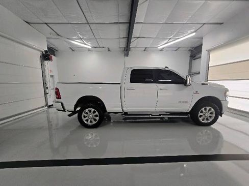 Used 2023 RAM 2500 Laramie AWD/4WD image 11