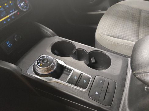 Used 2021 Ford Escape SE w/ SE Sport Appearance Package FWD image 26