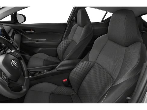 Used 2020 Toyota C-HR LE FWD image 6