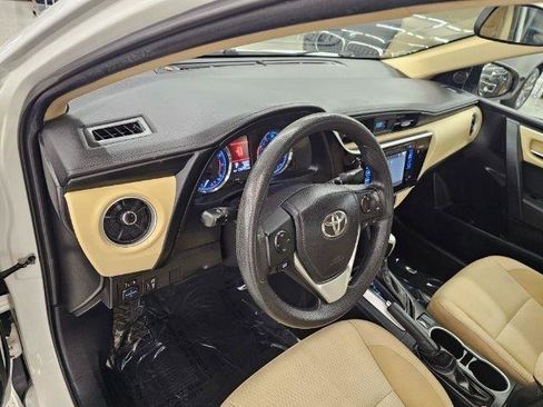 Used 2017 Toyota Corolla LE w/ LE Premium Package image 7