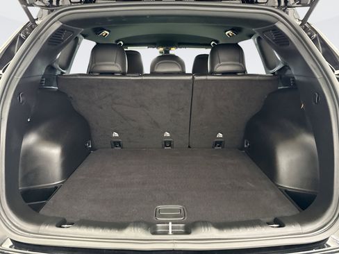 Used 2023 Jeep Compass Latitude image 18