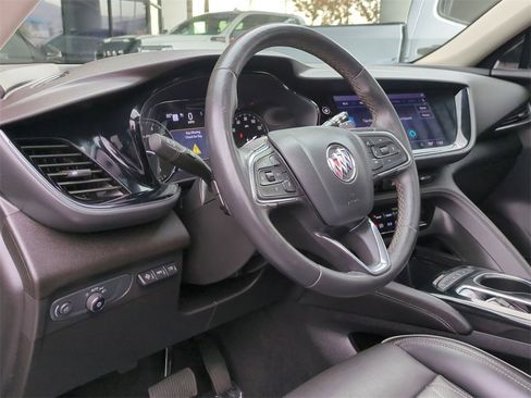 Used 2022 Buick Envision Avenir w/ Technology Package II image 12