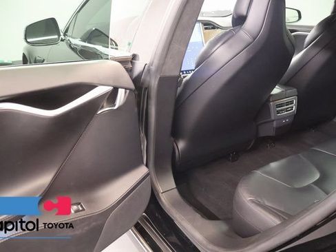 Used 2017 Tesla Model S 75D AWD/4WD image 31