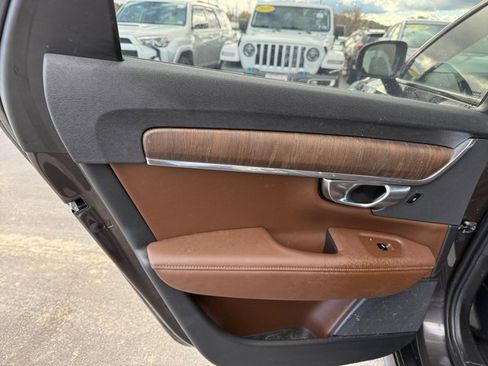 Used 2024 Volvo V90 B6 Cross Country Plus w/ Protection Package Premier image 25