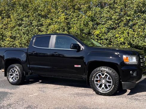 Used 2016 GMC Canyon SLE w/ All Terrain Package AWD/4WD image 10