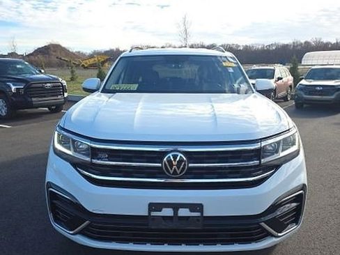 Used 2021 Volkswagen Atlas SE image 2