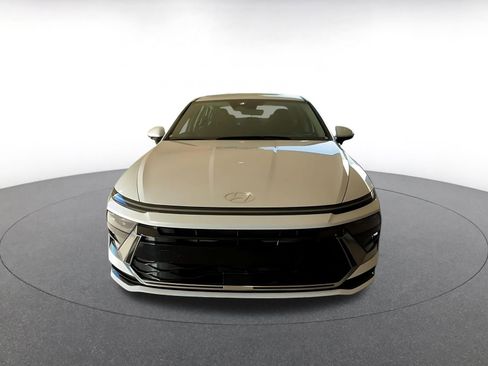 Used 2025 Hyundai Sonata SEL image 4