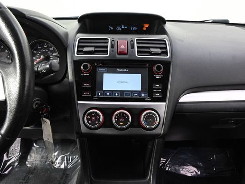 Used 2017 Subaru Crosstrek 2.0i Premium image 27