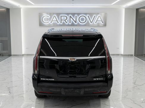 Used 2020 Cadillac Escalade ESV Premium Luxury AWD/4WD image 8