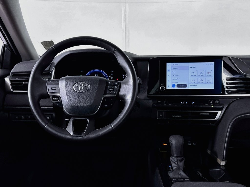 Used 2025 Toyota Camry LE w/ Convenience Package FWD image 12