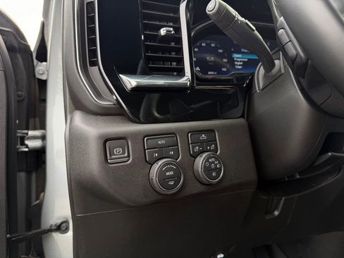 Used 2024 Chevrolet Silverado 1500 RST w/ Rally Edition AWD/4WD image 15