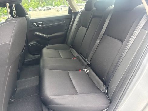 Certified 2022 Honda Civic EX image 32