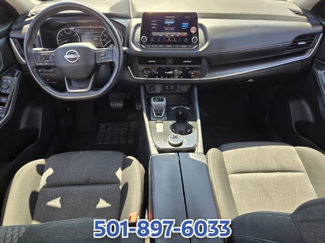 Used 2025 Nissan Rogue SV AWD/4WD image 13