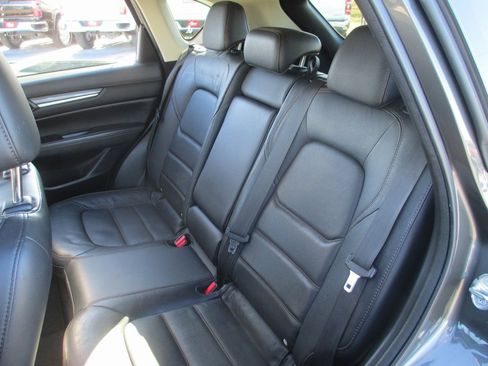 Used 2017 MAZDA CX-5 Grand Touring image 18