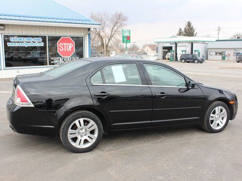 Used 2007 Ford Fusion SEL image 4