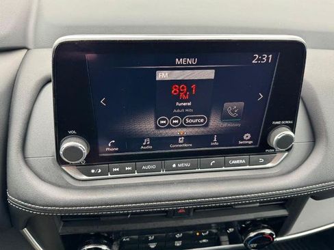 Certified 2025 Nissan Rogue S FWD image 19