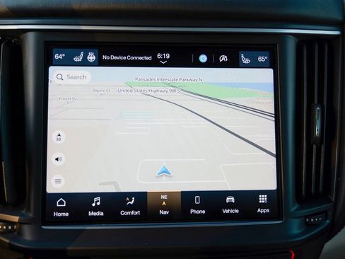 Used 2022 Maserati Levante GT image 51